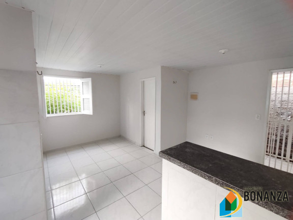Imagem Kitnet com 1 Quarto para Alugar,  em Montese - Fortaleza