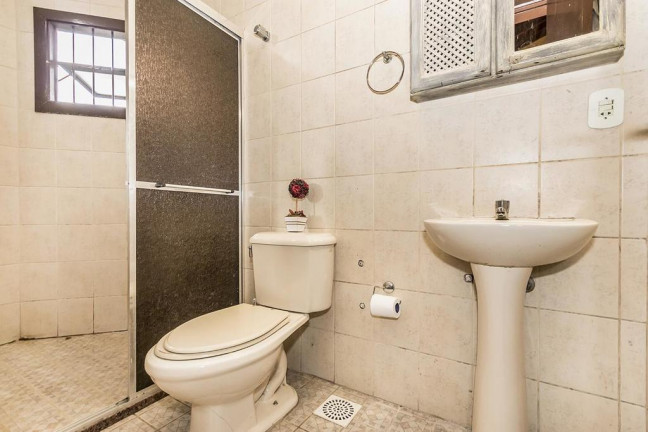Imagem Casa de Condomínio com 3 Quartos à Venda, 135 m² em Ipanema - Porto Alegre