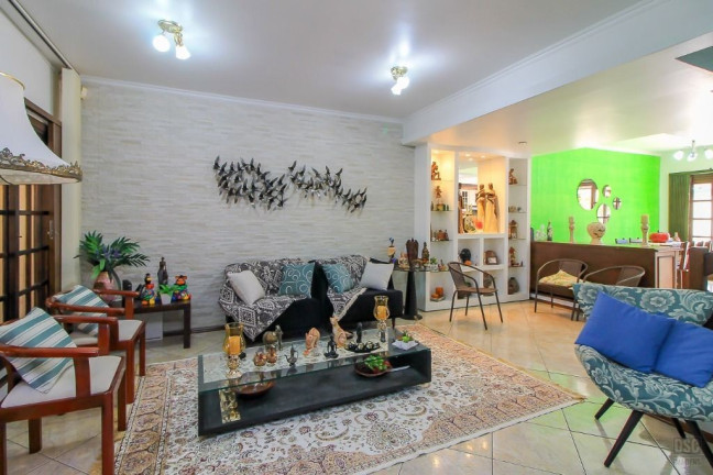 Imagem Casa com 3 Quartos à Venda, 198 m² em Cavalhada - Porto Alegre
