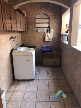 Imagem Sobrado com 4 Quartos à Venda, 214 m² em Parque Industriário - Santo André