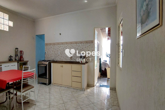 Imagem Casa com 3 Quartos à Venda, 250 m² em João Xxiii - Vinhedo Imagem Casa com 3 Quartos à Venda, 250 m² em João Xxiii - Vinhedo