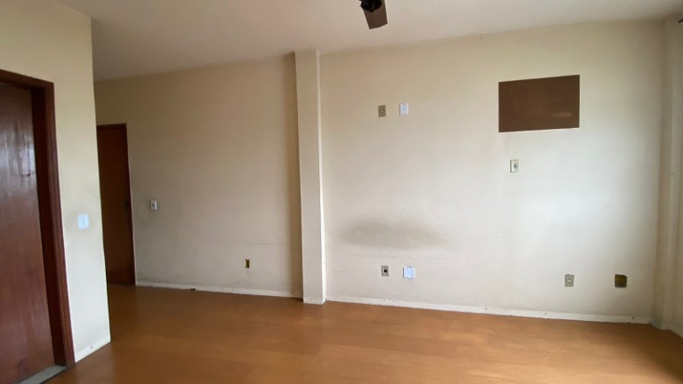 Imagem Casa com 4 Quartos à Venda, 225 m² em Bento Ribeiro - Rio De Janeiro