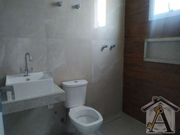 Imagem Casa com 4 Quartos à Venda, 270 m² em Embaré - Santos Imagem Casa com 4 Quartos à Venda, 270 m² em Embaré - Santos