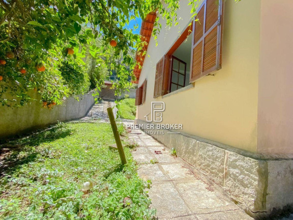 Imagem Casa com 3 Quartos à Venda, 78 m² em Albuquerque - Teresópolis Imagem Casa com 3 Quartos à Venda, 78 m² em Albuquerque - Teresópolis