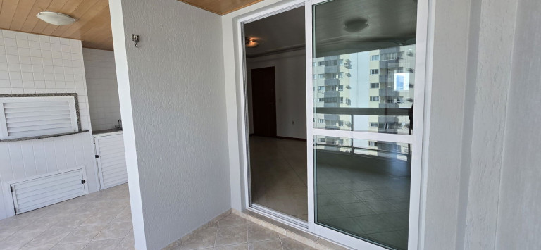 Imagem Apartamento com 3 Quartos à Venda, 114 m² em Centro - Balneário Camboriú Imagem Apartamento com 3 Quartos à Venda, 114 m² em Centro - Balneário Camboriú
