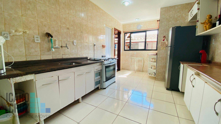 Imagem Casa com 5 Quartos à Venda, 236 m² em Praia Do Flamengo - Salvador