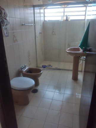 Imagem Casa com 5 Quartos à Venda, 252 m² em Nova Gardênia - Atibaia