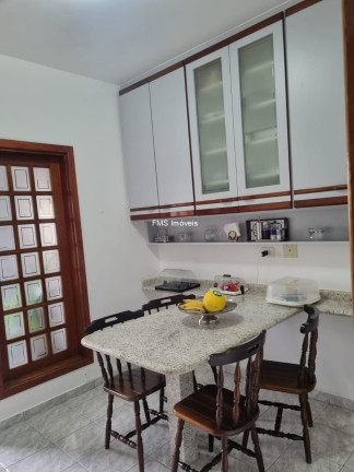 Imagem Imóvel com 4 Quartos à Venda, 181 m² em Campo Belo - São Paulo Imagem Imóvel com 4 Quartos à Venda, 181 m² em Campo Belo - São Paulo