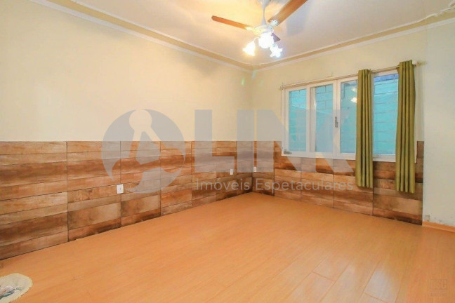 Imagem Casa com 3 Quartos à Venda, 180 m² em Passo Da Areia - Porto Alegre Imagem Casa com 3 Quartos à Venda, 180 m² em Passo Da Areia - Porto Alegre