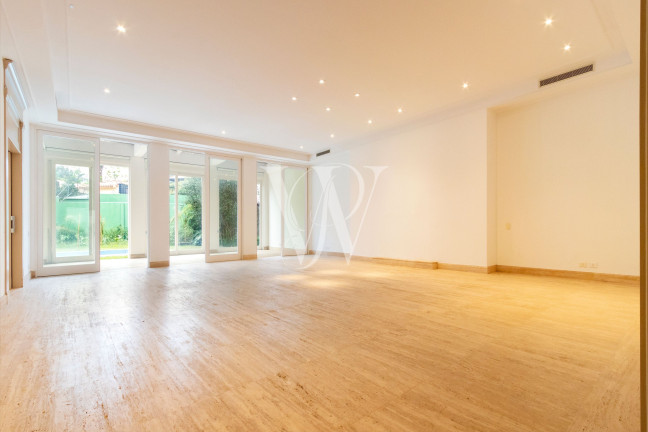 Imagem Casa com 4 Quartos à Venda, 750 m² em Jardim Europa - São Paulo