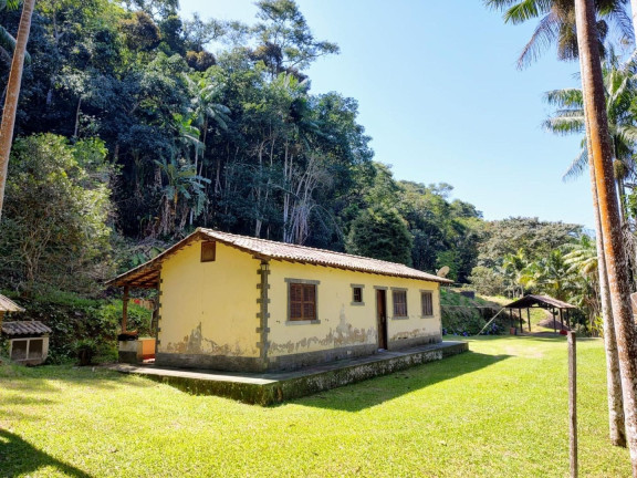 Imagem Imóvel com 4 Quartos à Venda, 194.840 m² em Ponte Nova - Teresópolis