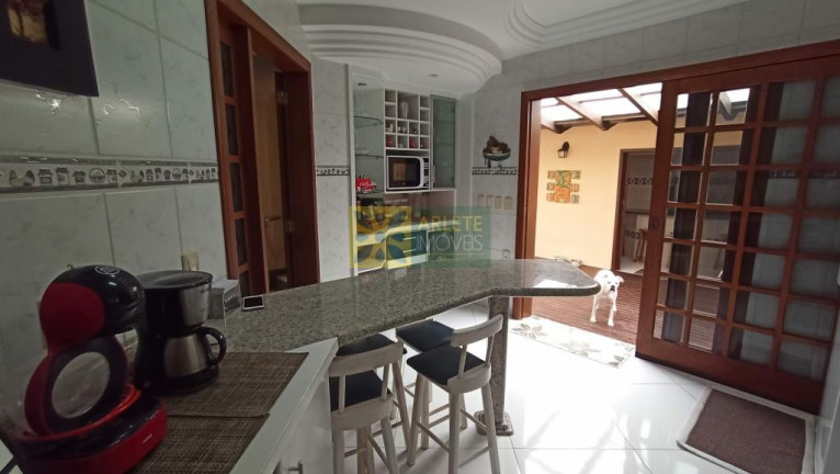 Imagem Casa com 3 Quartos à Venda, 335 m² em Canto Grande - Bombinhas