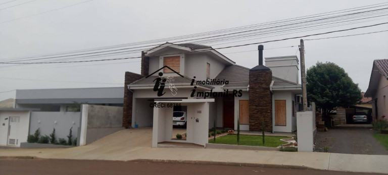 Casa com 3 Quartos à Venda, 211 m² em Canabarro - Teutônia