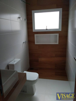 Imagem Casa com 3 Quartos à Venda, em Vila Branca - Jacareí Imagem Casa com 3 Quartos à Venda, em Vila Branca - Jacareí