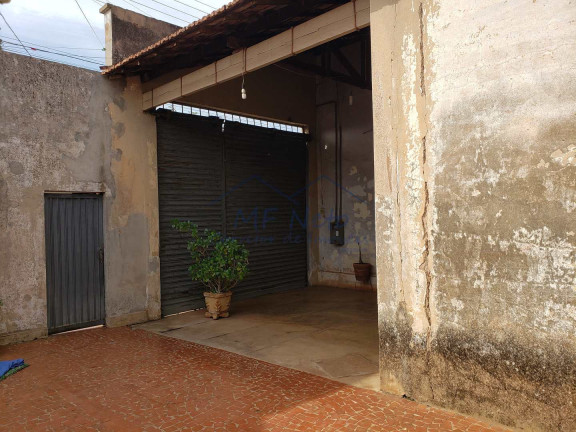 Imagem Casa com 2 Quartos à Venda, 313 m² em Centro - Pirassununga