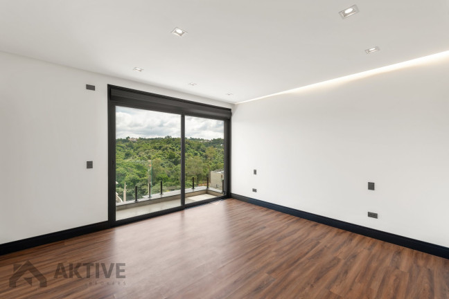 Imagem Casa de Condomínio com 4 Quartos à Venda, 486 m² em São Paulo Ii - Cotia Imagem Casa de Condomínio com 4 Quartos à Venda, 486 m² em São Paulo Ii - Cotia