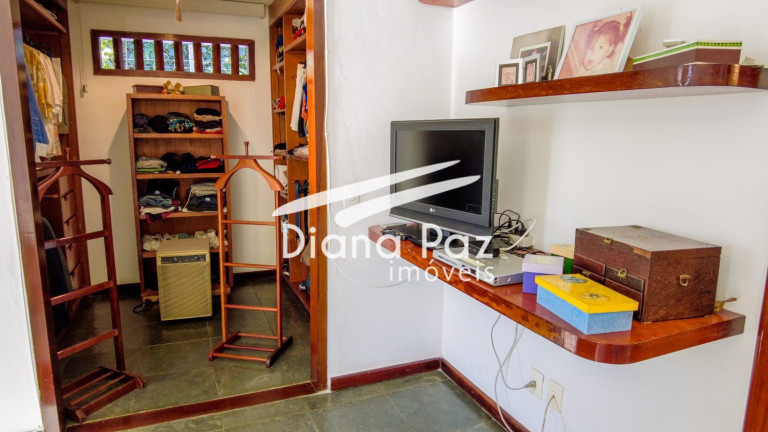Imagem Casa de Condomínio com 3 Quartos à Venda, 185 m² em Manguinhos - Búzios