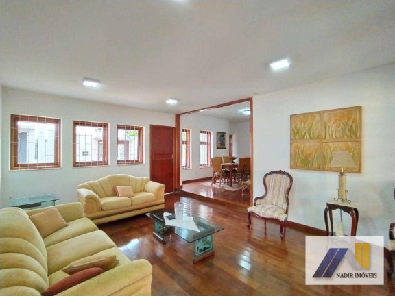 Casa com 5 Quartos à Venda, 357 m² em Santa Filomena - Pouso Alegre