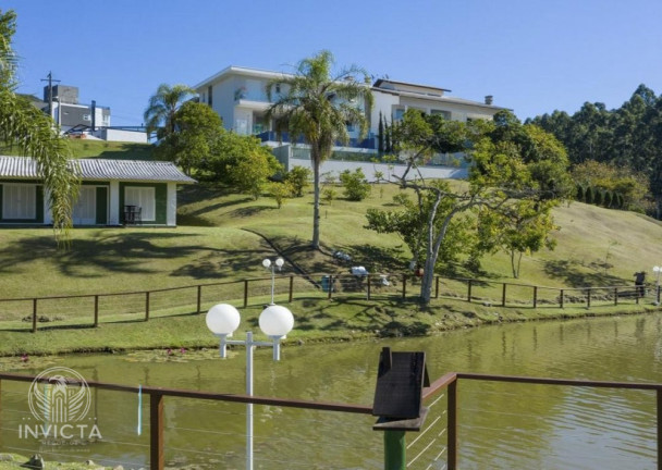 Imagem Casa com 4 Quartos à Venda, 100 m² em Ariribá - Balneário Camboriú Imagem Casa com 4 Quartos à Venda, 100 m² em Ariribá - Balneário Camboriú