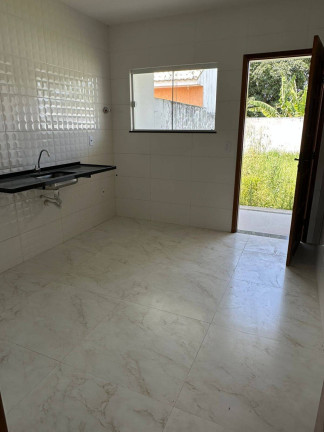 Imagem Casa com 2 Quartos para Alugar,  em Parque Hotel - Araruama
