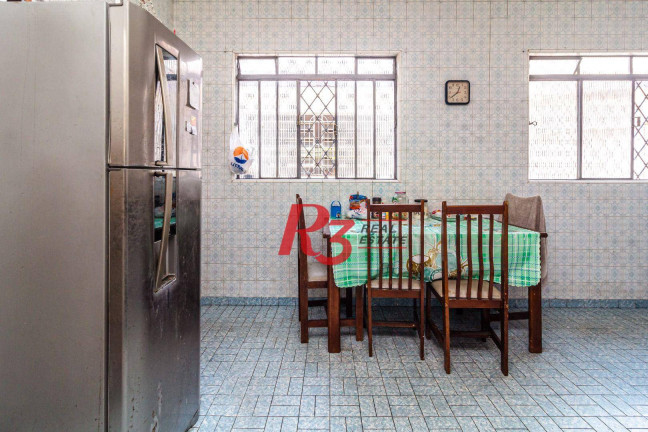 Imagem Casa com 2 Quartos à Venda, 222 m² em Vila Belmiro - Santos Imagem Casa com 2 Quartos à Venda, 222 m² em Vila Belmiro - Santos