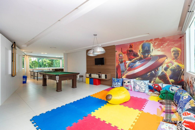 Imagem Casa com 4 Quartos à Venda, 278 m² em Santo Inácio - Curitiba