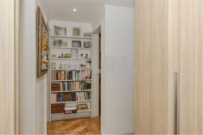 Imagem Apartamento com 3 Quartos à Venda, 95 m² em Centro Histórico - Porto Alegre Imagem Apartamento com 3 Quartos à Venda, 95 m² em Centro Histórico - Porto Alegre
