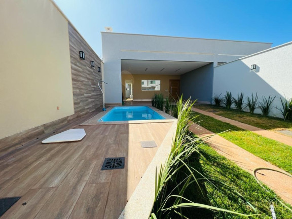 Imagem Casa com 3 Quartos à Venda, 200 m² em Moinho Dos Ventos - Goiânia Imagem Casa com 3 Quartos à Venda, 200 m² em Moinho Dos Ventos - Goiânia