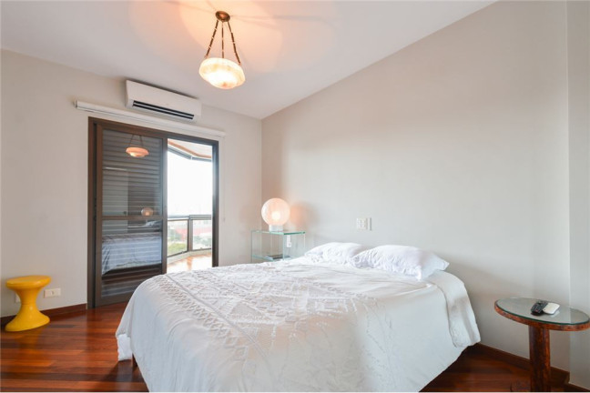 Imagem Apartamento com 2 Quartos à Venda, 151 m² em Vila Olímpia - São Paulo