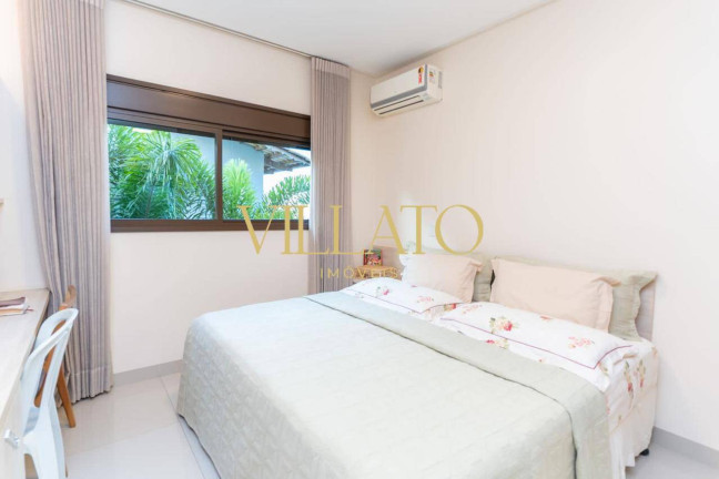 Imagem Casa com 4 Quartos à Venda, 351 m² em Jardins Madri - Goiânia Imagem Casa com 4 Quartos à Venda, 351 m² em Jardins Madri - Goiânia