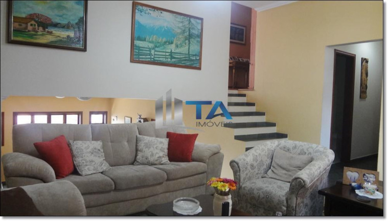 Casa com 3 Quartos à Venda, 400 m² em Parque São Quirino - Campinas