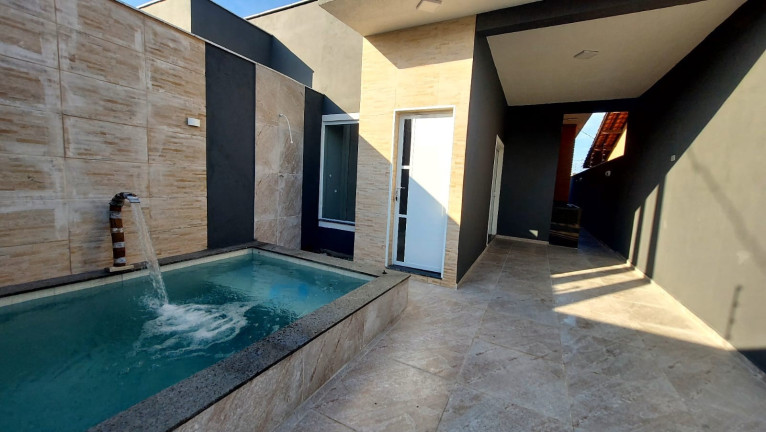 Casa com 2 Quartos à Venda, 73 m² em Jardim Imperador - Peruíbe