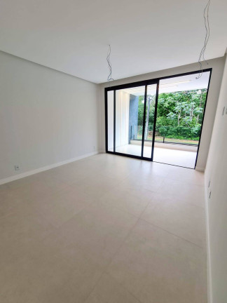 Imagem Casa com 5 Quartos à Venda, 363 m² em Ponta Negra - Manaus Imagem Casa com 5 Quartos à Venda, 363 m² em Ponta Negra - Manaus