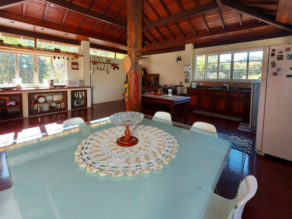 Imagem Casa com 3 Quartos à Venda, 350 m² em Albuquerque - Teresópolis Imagem Casa com 3 Quartos à Venda, 350 m² em Albuquerque - Teresópolis