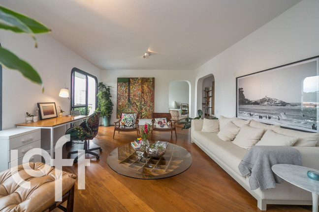 Apartamento com 4 Quartos à Venda, 245 m² em Real Parque - São Paulo