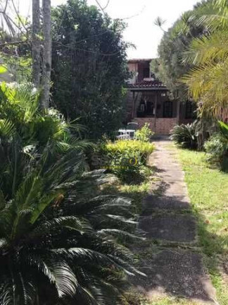 Imagem Casa com 4 Quartos à Venda, 200 m² em Galo Branco - São Gonçalo Imagem Casa com 4 Quartos à Venda, 200 m² em Galo Branco - São Gonçalo