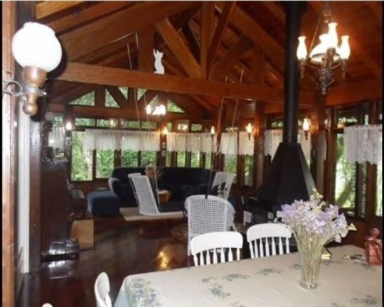 Imagem Casa com 5 Quartos à Venda, 400 m² em Ackermann - Nova Petrópolis