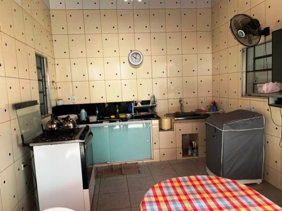 Casa com 3 Quartos à Venda, 208 m² em Santana - Pindamonhangaba