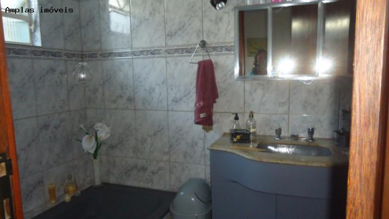 Imagem Casa com 3 Quartos à Venda, 150 m² em Centro - Mateus Leme