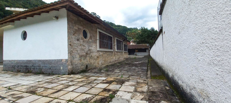 Casa com 3 Quartos à Venda, 164 m² em Taumaturgo - Teresópolis