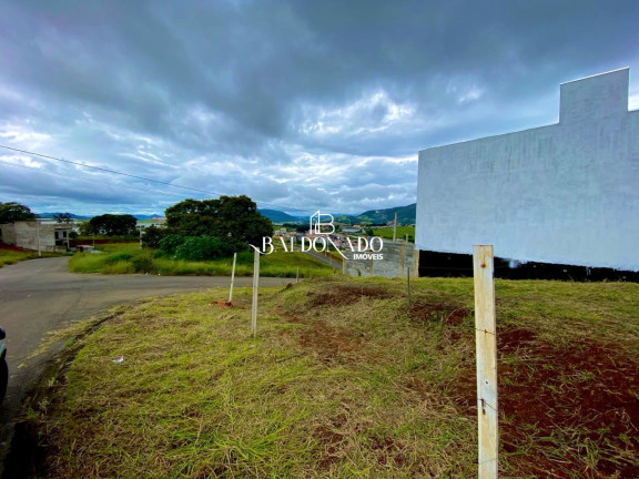 Imagem Terreno à Venda, 200 m² em Centro - Extrema Imagem Terreno à Venda, 200 m² em Centro - Extrema