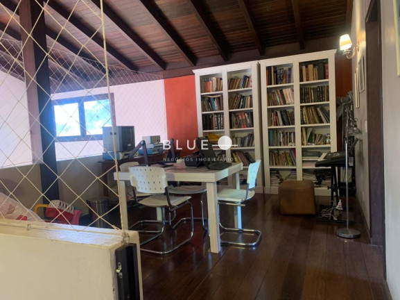 Imagem Casa com 4 Quartos à Venda, 317 m² em Centenário - Torres
