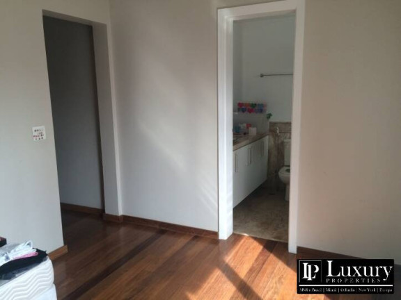 Imagem Apartamento com 4 Quartos à Venda, 226 m² em Vila Nova Conceição - São Paulo Imagem Apartamento com 4 Quartos à Venda, 226 m² em Vila Nova Conceição - São Paulo