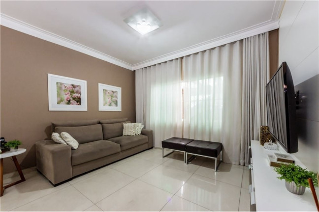 Imagem Casa com 3 Quartos à Venda, 250 m² em Lauzane Paulista - São Paulo