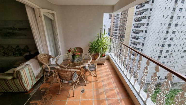 Imagem Apartamento com 3 Quartos à Venda, 146 m² em Pitangueiras - Guarujá Imagem Apartamento com 3 Quartos à Venda, 146 m² em Pitangueiras - Guarujá