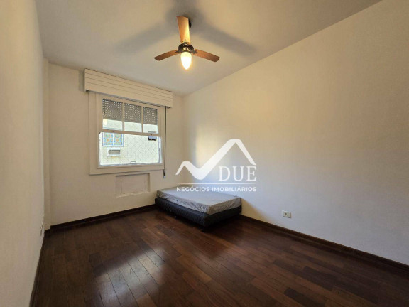 Imagem Apartamento com 3 Quartos à Venda, 123 m² em Ponta Da Praia - Santos