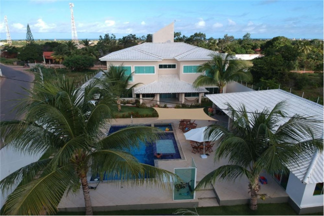 Imagem Casa com 7 Quartos à Venda, 680 m² em Praia De Guarajuba - Camaçari Imagem Casa com 7 Quartos à Venda, 680 m² em Praia De Guarajuba - Camaçari
