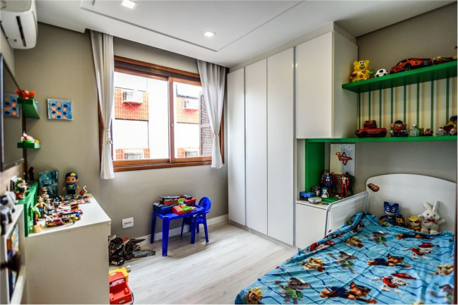 Imagem Imóvel com 3 Quartos à Venda, em Jardim Lindóia - Porto Alegre Imagem Imóvel com 3 Quartos à Venda, em Jardim Lindóia - Porto Alegre