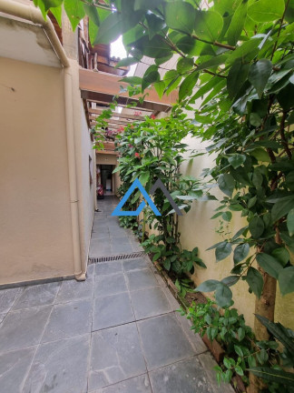 Imagem Sobrado com 3 Quartos à Venda, 201 m² em Serpa - Caieiras