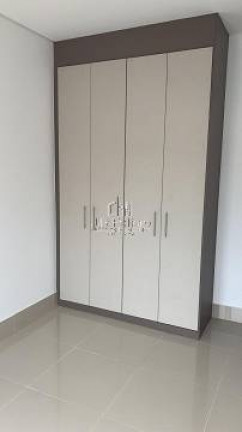 Imagem Casa com 4 Quartos à Venda, em Indaiatuba Imagem Casa com 4 Quartos à Venda, em Indaiatuba